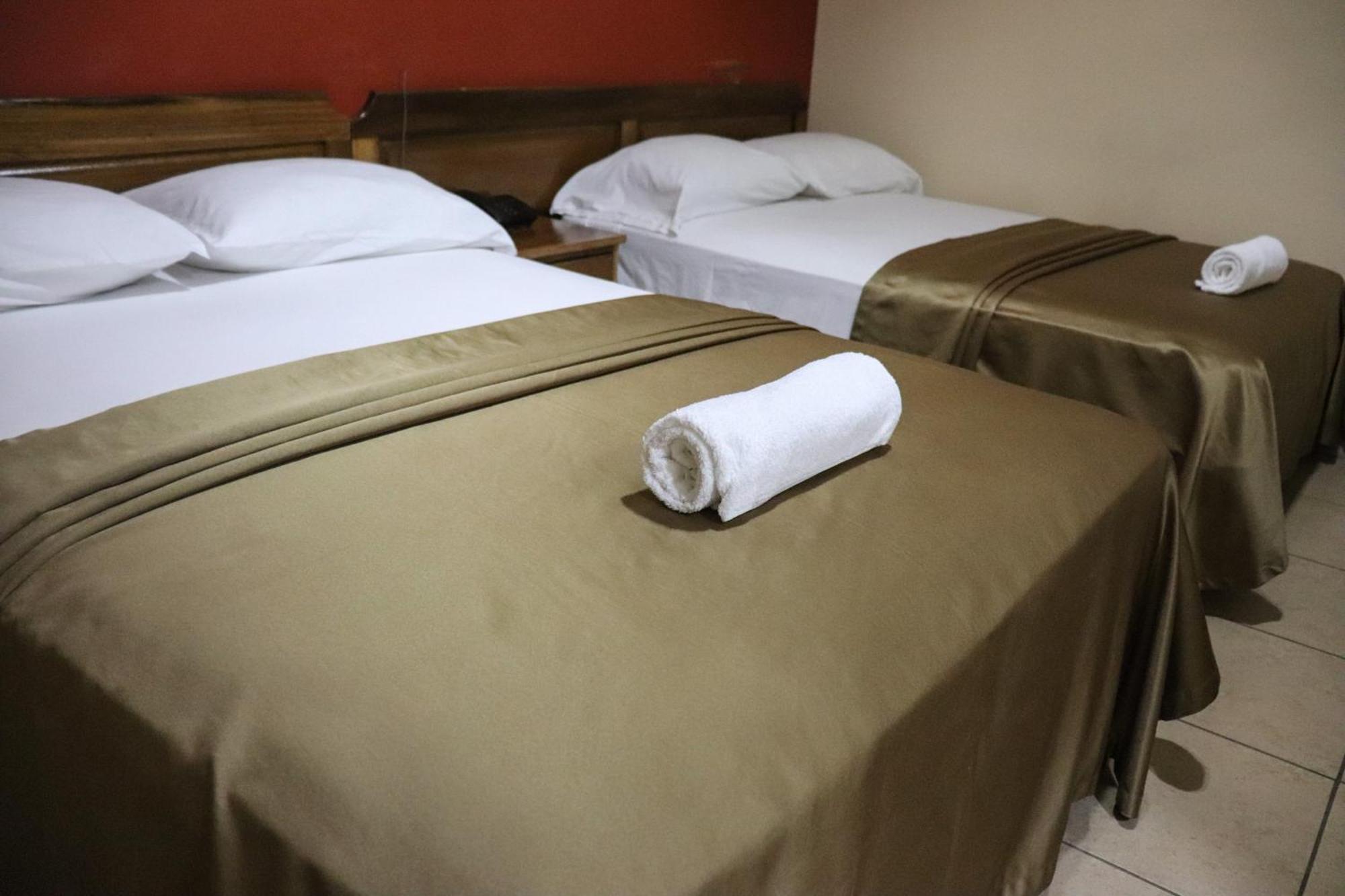 Hotel Residencial Panamericano David Bagian luar foto
